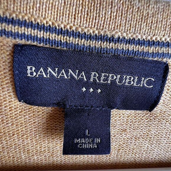 Banana Republic Luxury Blend V Neck Sweater Silk Cotton yellow Mens Sz L - Picture 3 of 6